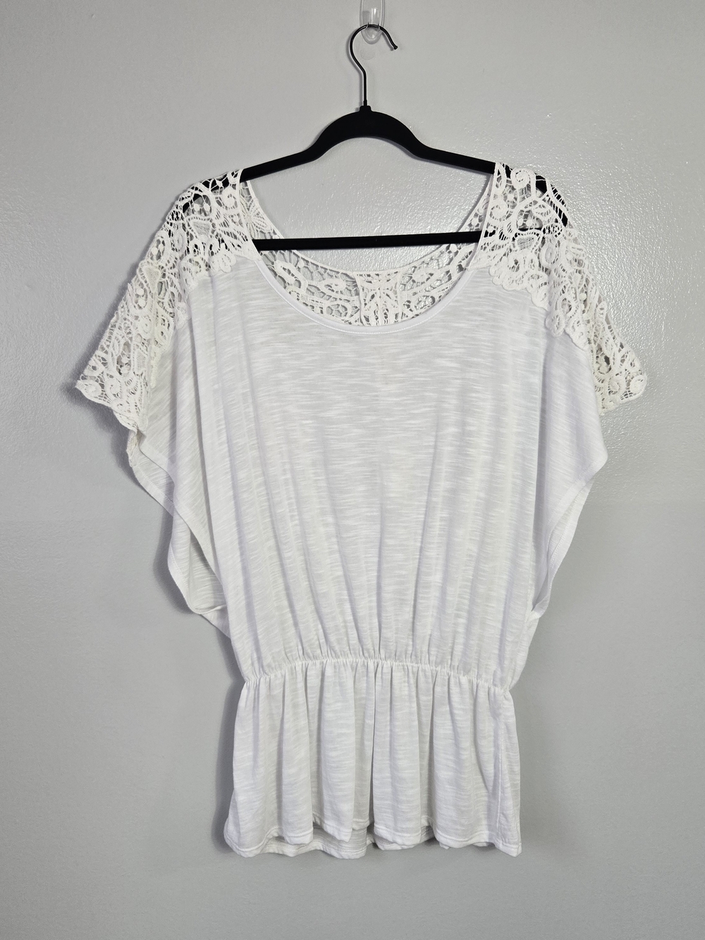 Decorated Originals NWT White Crochet Lace Dolman Sleeve Smocked Blouse Size M